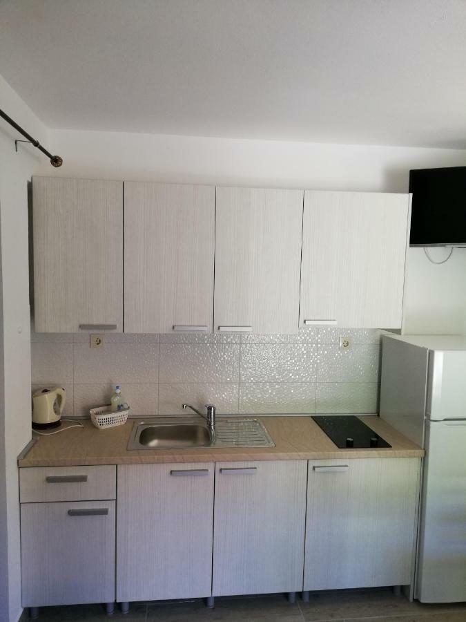 Apartmani Roko Drvenik  Exterior foto